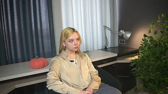 Snapshot of JodyDrees chatting on 03-10-26, 08:19 JodyDrees online show from 03-10-26, 08:19