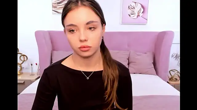 Snapshot of MyEvelin chatting on 06-02-26, 04:14 MyEvelin online show from 06-02-26, 04:14