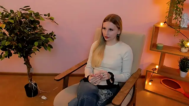 Snapshot of AnglaPody chatting on 03-10-26, 05:45 AnglaPody online show from 03-10-26, 05:45