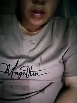 Min-in online show from 06-30-26, 01:23