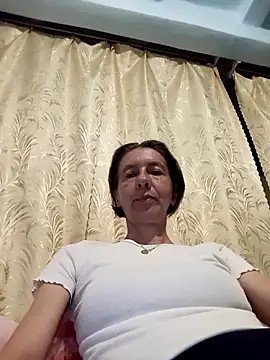 Snapshot of Tania9876 chatting on 05-30-26, 06:38 Tania9876 online show from 05-30-26, 06:38
