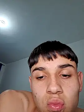 AxelKiran online show from 04-20-26, 11:28