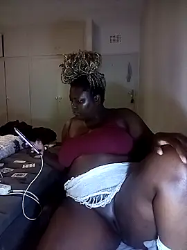 Snapshot of Thickdarkbby chatting on 05-07-26, 08:36 Thickdarkbby online show from 05-07-26, 08:36