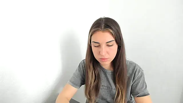 summmmersky1 online show from 03-29-26, 09:31