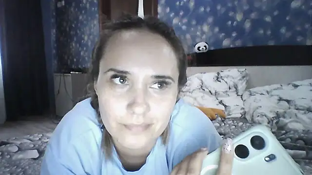 Snapshot of Alisa07qw chatting on 05-29-26, 12:03 Alisa07qw online show from 05-29-26, 12:03