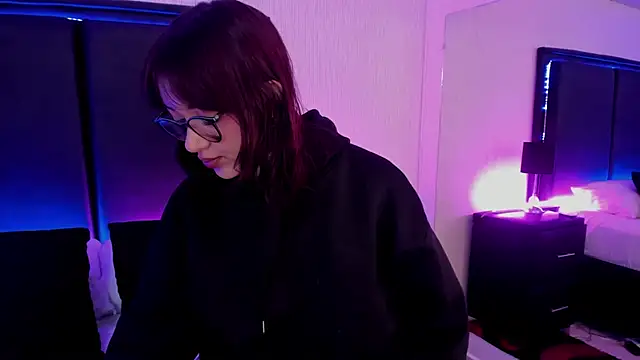 LilithBluum online show from 04-10-26, 11:37