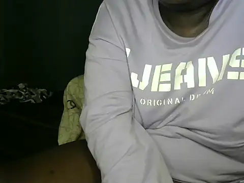 Snapshot of Sexxybella_ chatting on 06-15-26, 03:31 Sexxybella online show from 06-15-26, 03:31