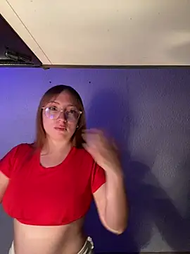 Snapshot of Milaac_ chatting on 03-10-26, 01:43 Milaac online show from 03-10-26, 01:43