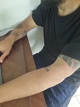 Snapshot of morenogih chatting on 04-06-26, 02:40 morenogih online show from 04-06-26, 02:40