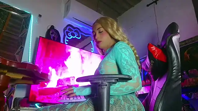 candy aass online show from 07-26-26, 10:16