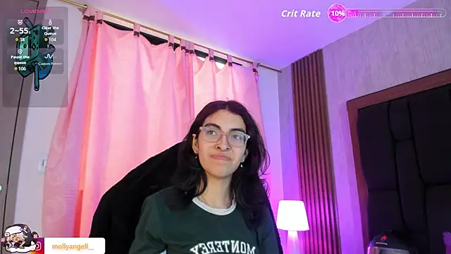 Snapshot of Molly_A chatting on 05-18-26, 02:56 Molly A online show from 05-18-26, 02:56