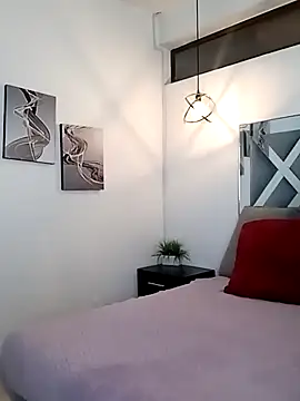 Snapshot of Liily_Foxxy chatting on 05-08-26, 11:15 Liily Foxxy online show from 05-08-26, 11:15