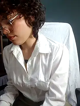 Kittylatina  online show from 05-08-26, 02:39
