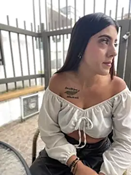 Electra Pinkk online show from 04-01-26, 01:52