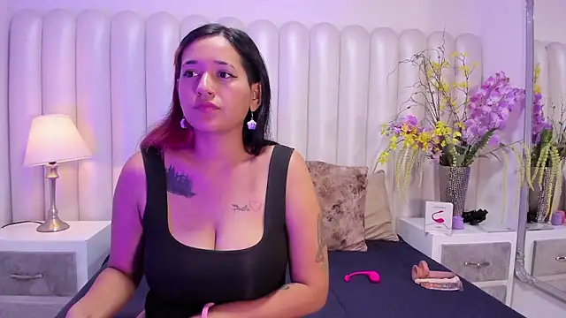 AnieAndReach online show from 03-18-26, 08:12