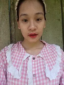 Snapshot of -Hicici- chatting on 05-03-26, 12:05 -Hicici- online show from 05-03-26, 12:05