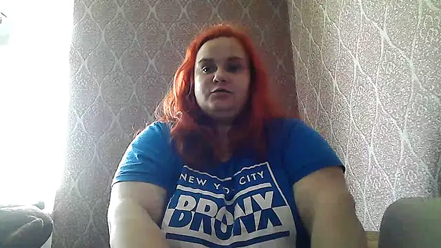 Snapshot of DollyGersonn chatting on 05-14-26, 07:37 DollyGersonn online show from 05-14-26, 07:37