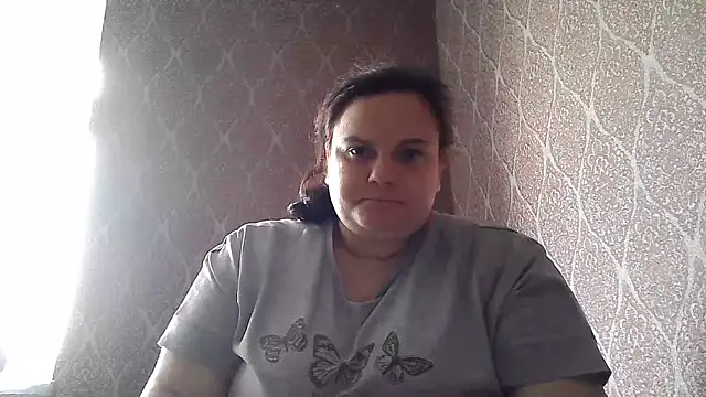 DollyGersonn online show from 06-19-26, 05:56