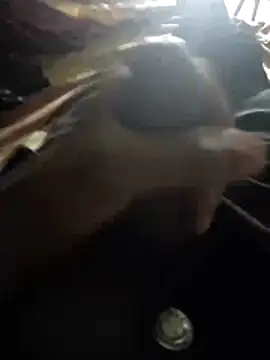 Snapshot of theLadyLoverBoy chatting on 03-10-26, 03:28 theLadyLoverBoy online show from 03-10-26, 03:28