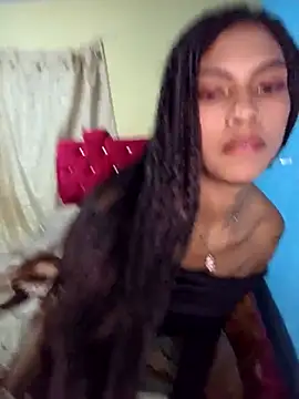 Snapshot of Megan_bromw chatting on 03-24-26, 11:32 Megan bromw online show from 03-24-26, 11:32