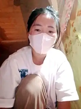 Snapshot of Nana-cute- chatting on 03-10-26, 02:00 Nana-cute- online show from 03-10-26, 02:00