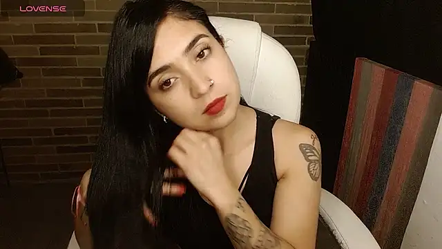 sweet-little online show from 04-21-26, 02:51