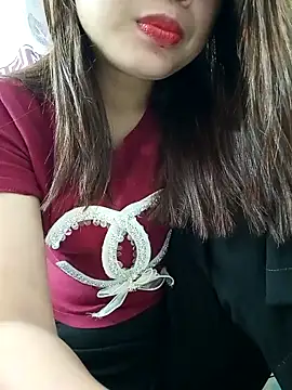 Snapshot of Leylin_1 chatting on 03-18-26, 09:29 Leylin 1 online show from 03-18-26, 09:29