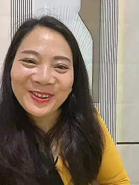 yu19988 online show from 04-17-26, 03:09