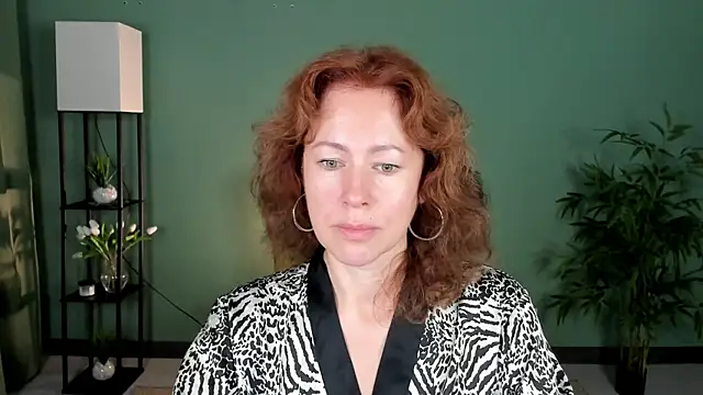 LeticiaRomano online show from 06-23-26, 03:59