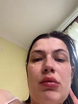 Snapshot of Cutee_Erika chatting on 05-08-26, 06:52 Cutee Erika online show from 05-08-26, 06:52