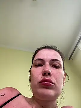 Cutee Erika online show from 07-17-26, 01:51