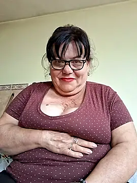 HotMilf80 online show from 03-19-26, 11:03