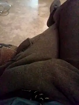 Snapshot of Ang3l_19 chatting on 03-10-26, 07:52 Ang3l 19 online show from 03-10-26, 07:52