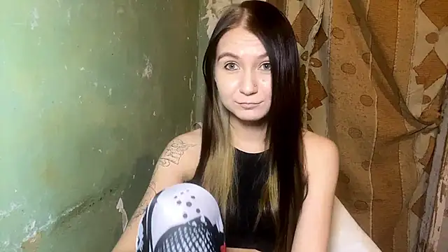 Lollybomb online show from 04-21-26, 08:55