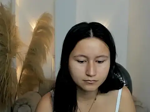 isabella grace18 online show from 04-10-26, 01:49