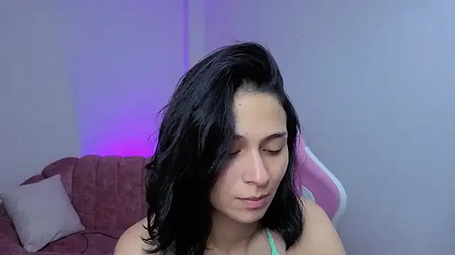 miss  madison online show from 04-15-26, 08:53