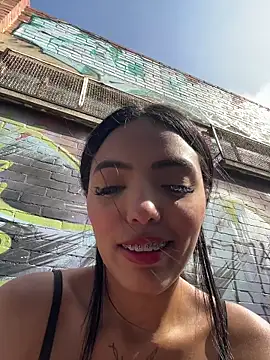 sylphiee  online show from 03-13-26, 08:04