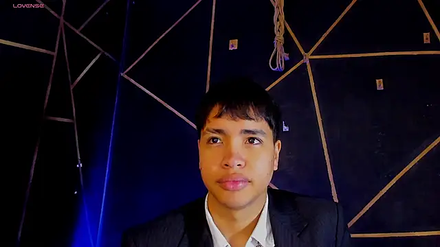 Snapshot of Lee_Colee chatting on 05-01-26, 10:25 Lee Colee online show from 05-01-26, 10:25
