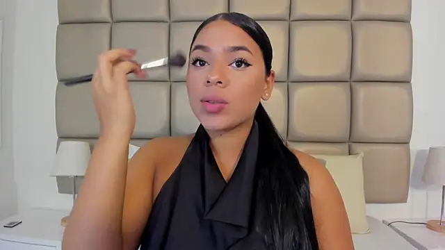 Snapshot of lilly_williamss chatting on 05-29-26, 03:26 lilly williamss online show from 05-29-26, 03:26