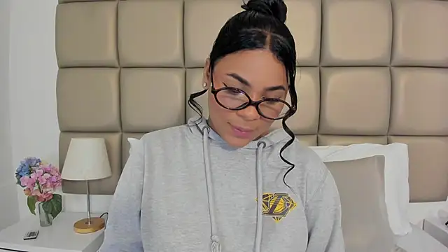 Snapshot of lilly_williamss chatting on 06-04-26, 03:56 lilly williamss online show from 06-04-26, 03:56
