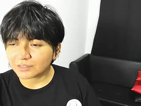 Snapshot of Lissy_nyx chatting on 03-19-26, 02:26 Lissy nyx online show from 03-19-26, 02:26