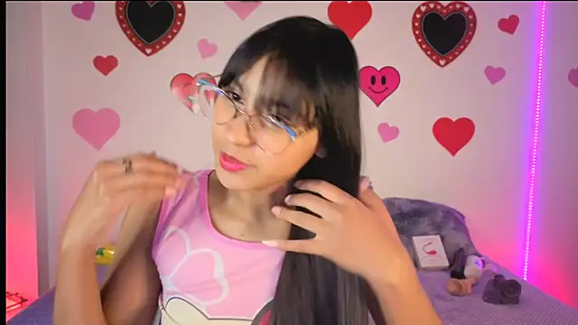 Snapshot of PaulaCutexs chatting on 03-13-26, 03:57 PaulaCutexs online show from 03-13-26, 03:57