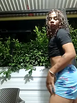 Snapshot of Dirty_Salome2 chatting on 03-12-26, 03:34 Dirty Salome2 online show from 03-12-26, 03:34