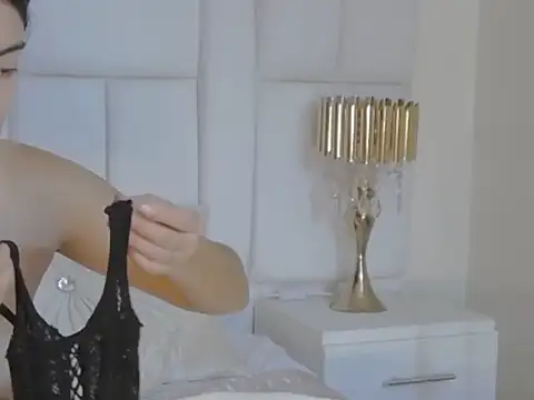 AnnieDesire online show from 06-14-26, 04:14