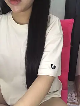 Snapshot of Nanasexy68 chatting on 03-19-26, 06:17 Nanasexy68 online show from 03-19-26, 06:17