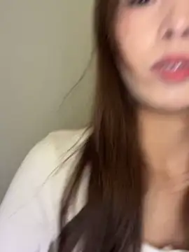 Snapshot of YaoYao-X4 chatting on 03-13-26, 03:13 YaoYao-X4 online show from 03-13-26, 03:13