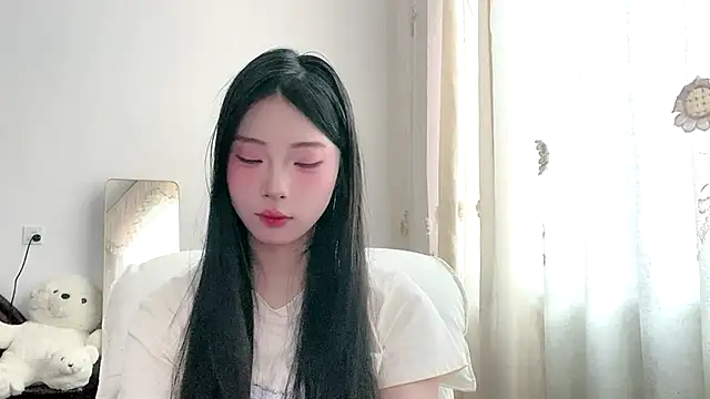 yiyibaby2026 online show from 04-24-26, 02:36