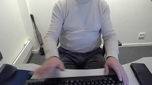 Buggemann online show from 03-24-26, 04:28