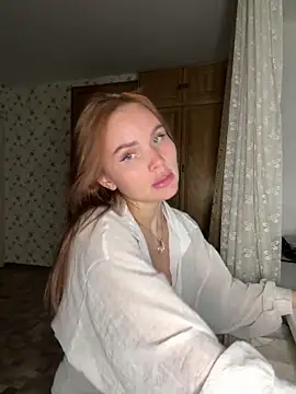 Snapshot of Emm_lisser chatting on 03-12-26, 07:42 Emm lisser online show from 03-12-26, 07:42