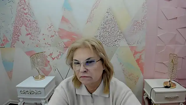 Snapshot of Yasy_mina chatting on 03-18-26, 11:24 Yasy mina online show from 03-18-26, 11:24